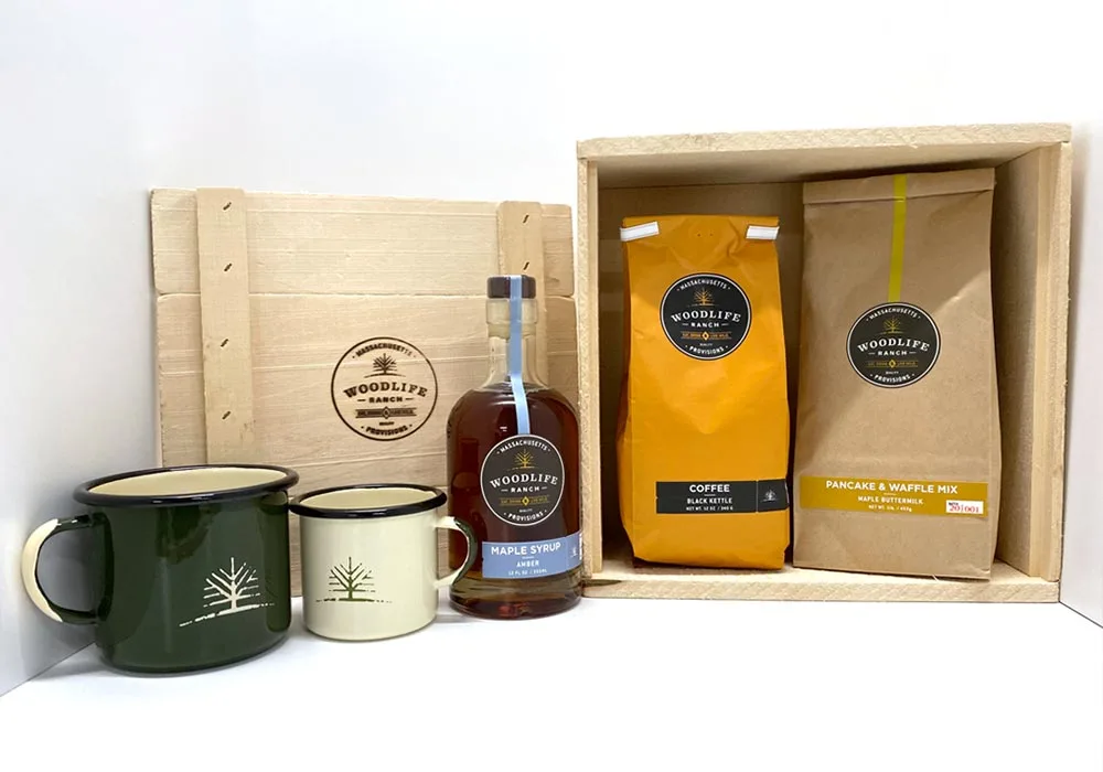 wlfm_holidaypost_bbox